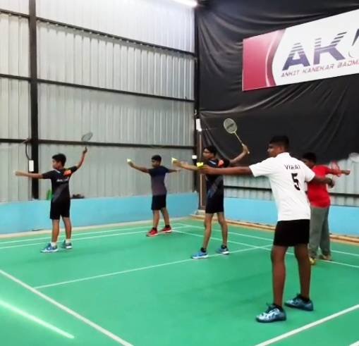Weekend badminton batch group